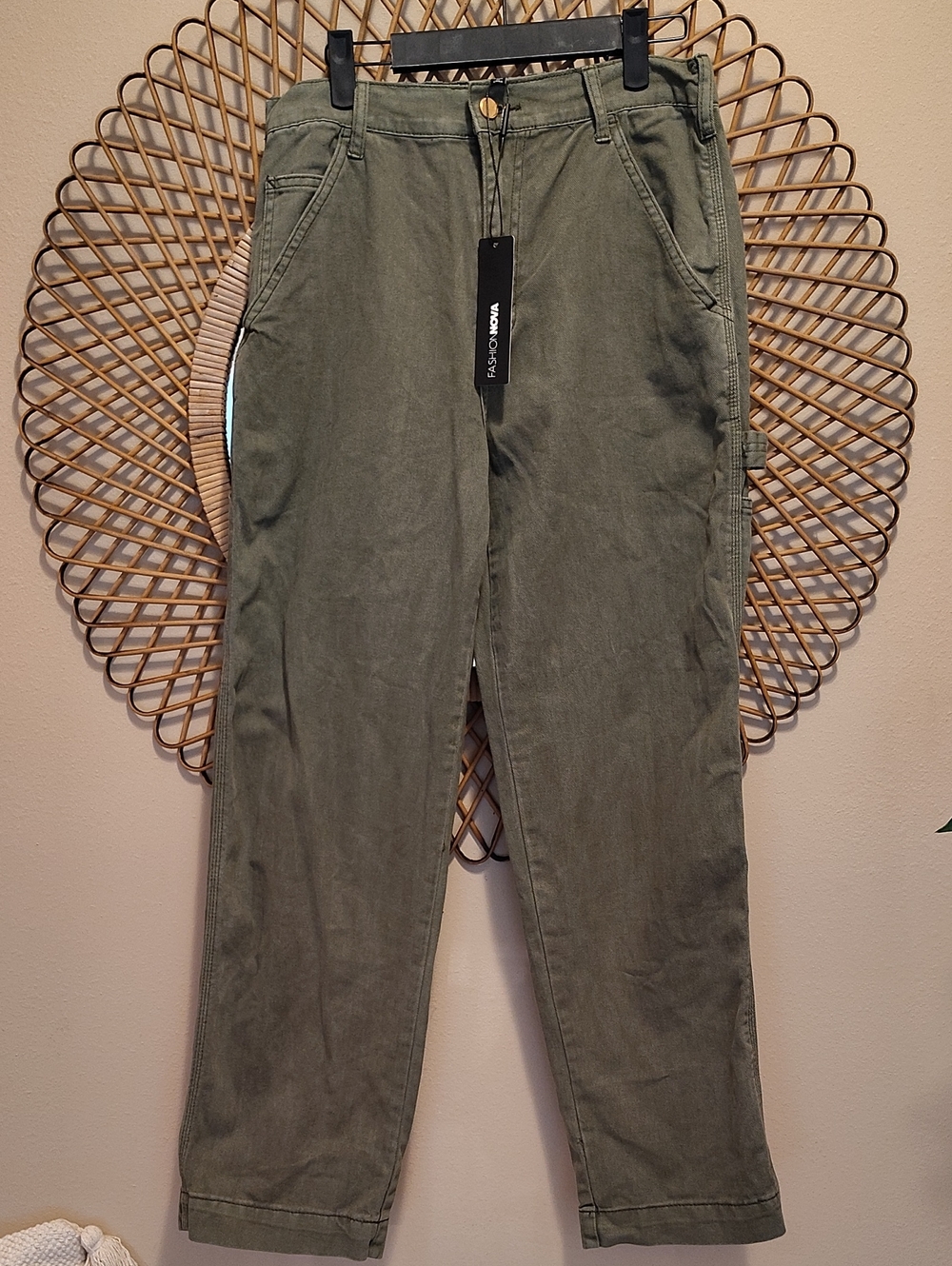 Fasion Nova Chula Vista Carpenter Skater Jeans High Rise Army Green Size 3